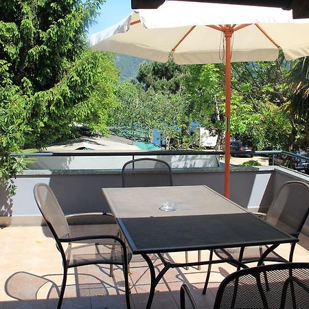 Veranda Beach Apartment Pianello Del Lario Habitación foto