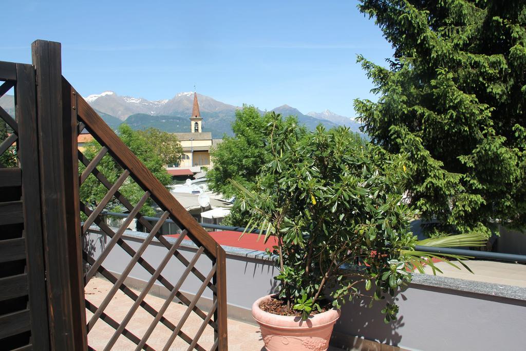 Veranda Beach Apartment Pianello Del Lario Habitación foto